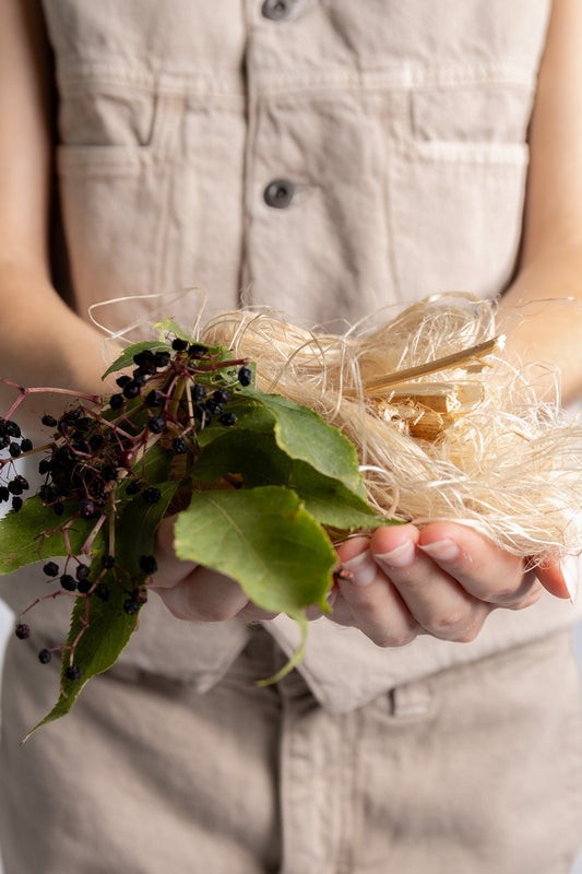 Tinture naturali: colore, materia e mestiere