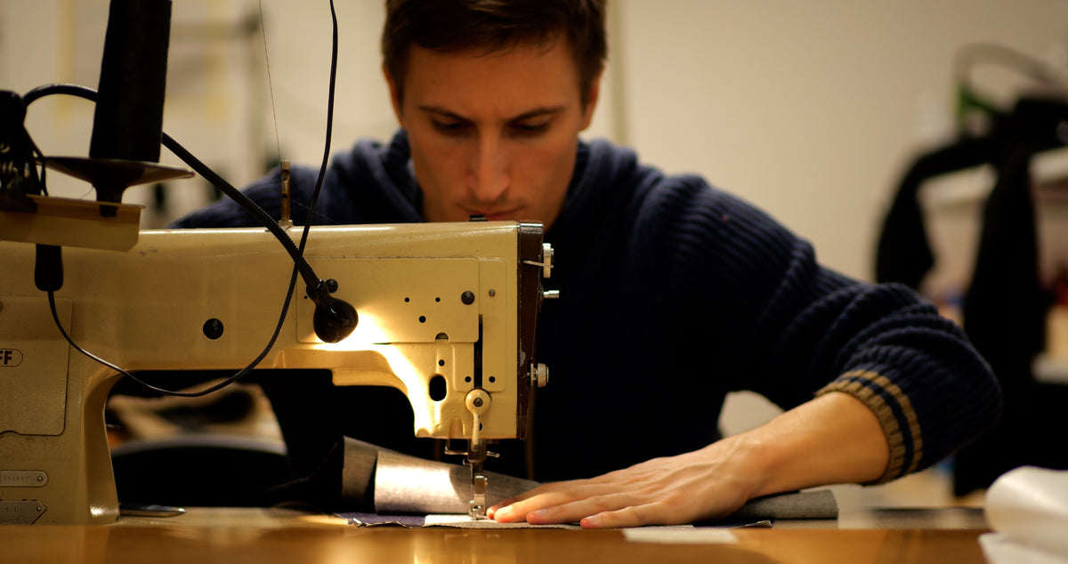 Taglio e confezione nel laboratorio GIMMI