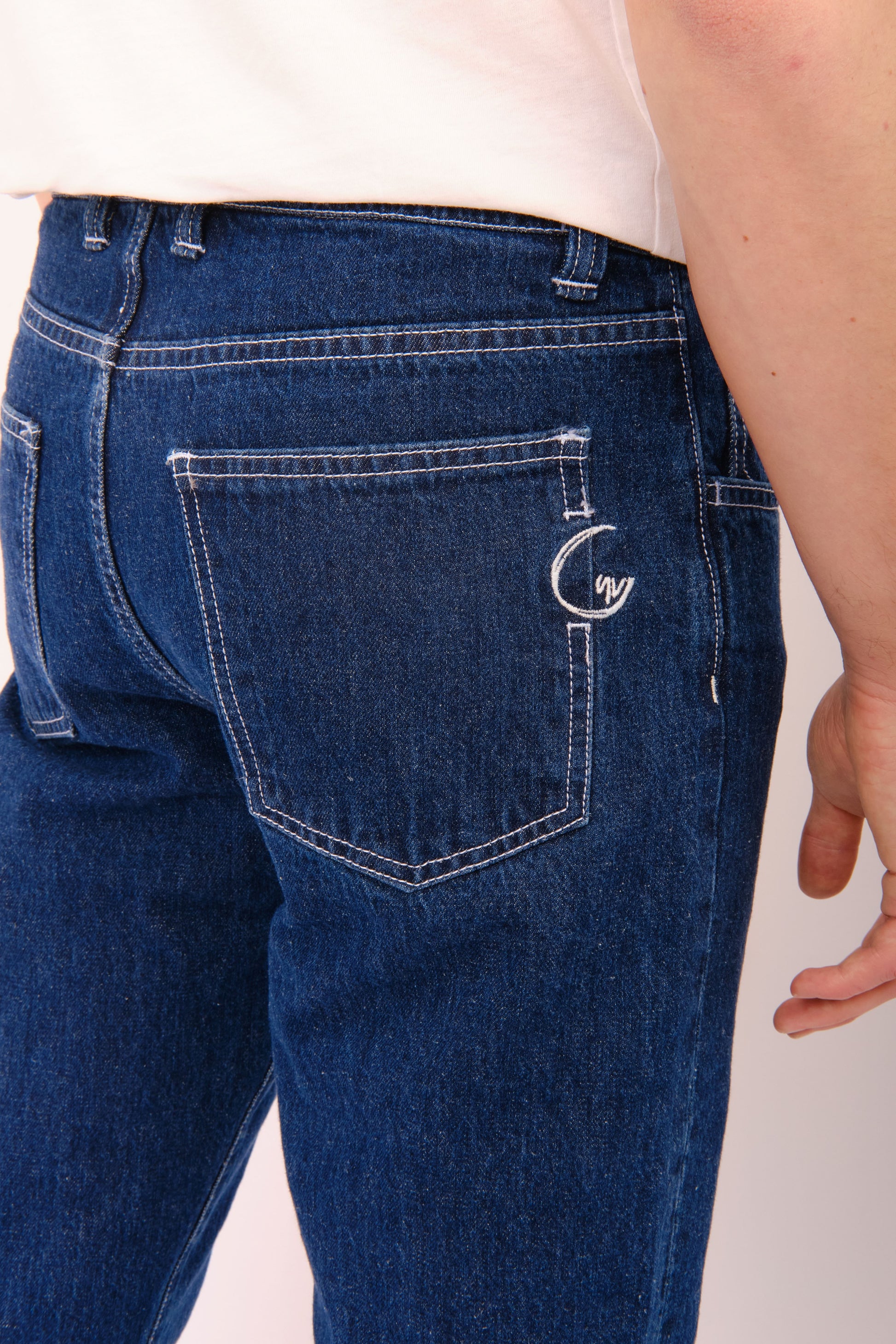 Jeans-Vicenza-denim-canapa-dettagli